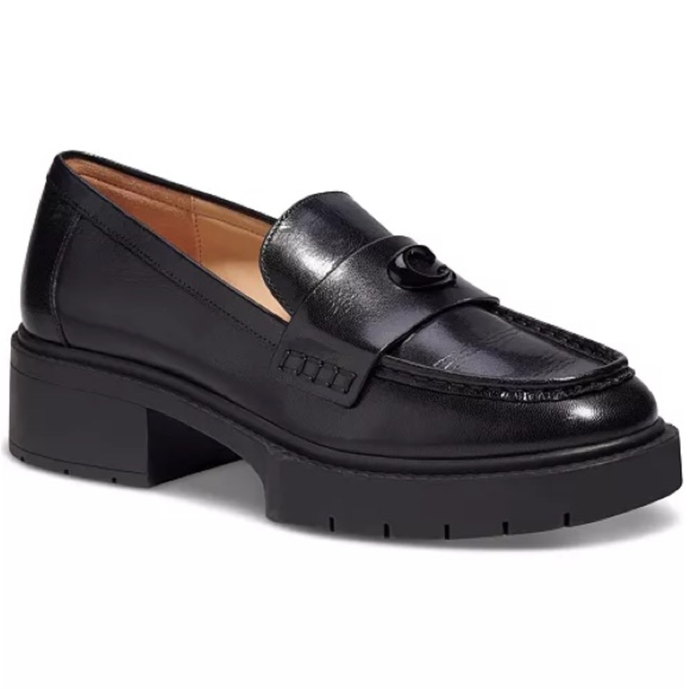 Hello 👋 I’m selling these cute Coach Leah Leather Loafer.